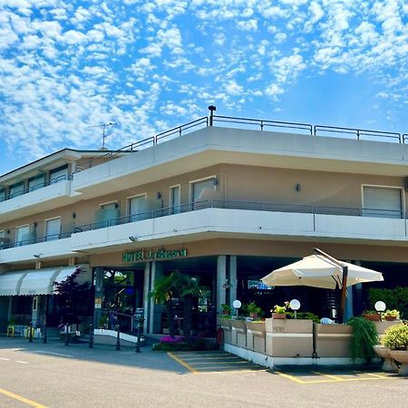 Hotel La Bussola Padenghe sul Garda Exterior photo