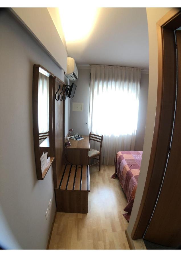 Hotel La Bussola Padenghe sul Garda Exterior photo